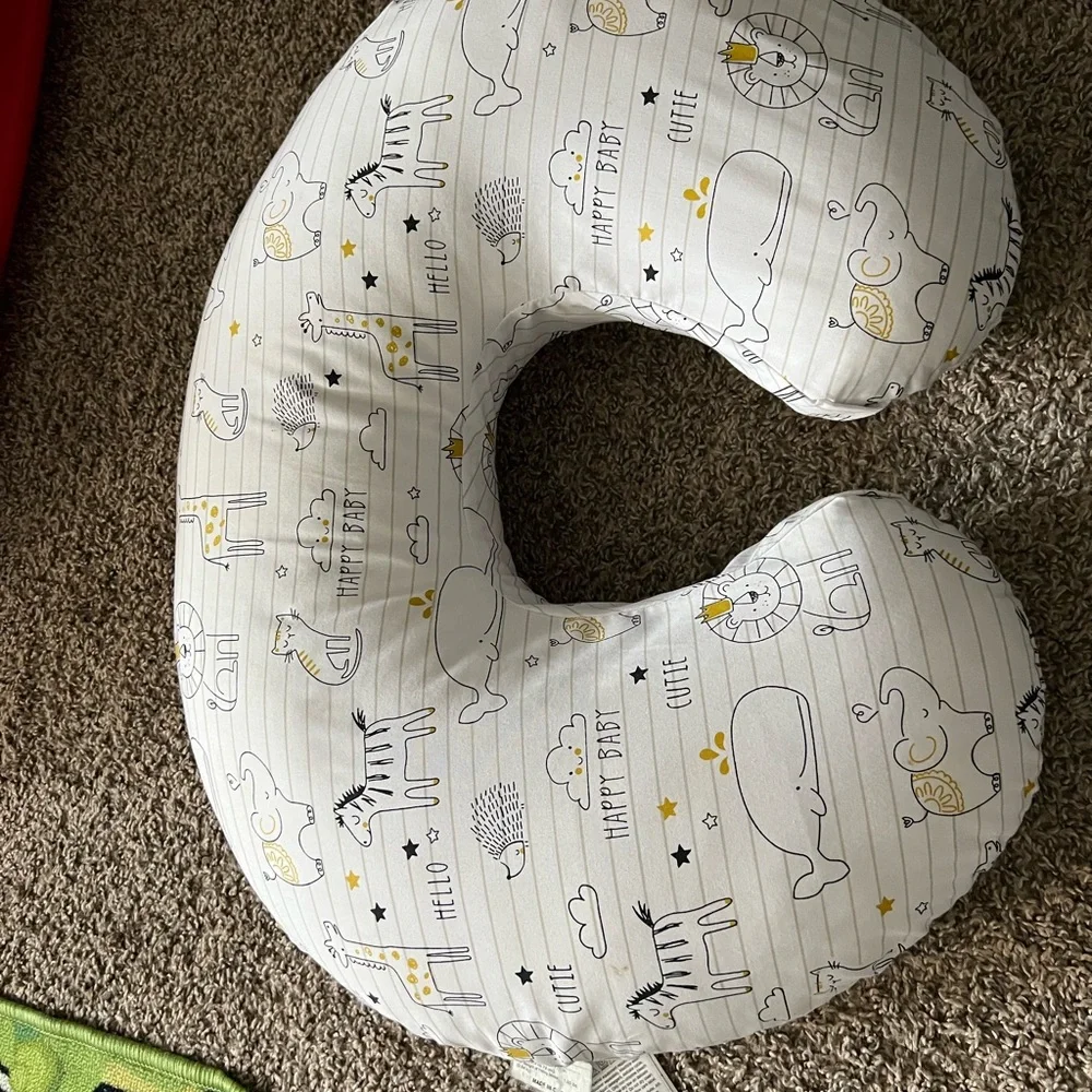 Nursing Pillow with 2 Covers